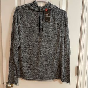 Woman’s Under Armour loose hooded heat gear shirt